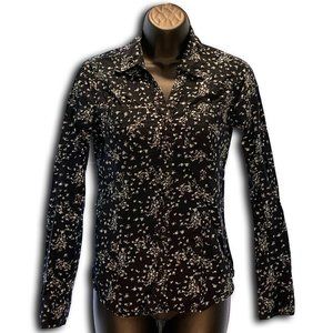 Western Style Button Down Shirt Floral Print Form Fitted Snaps Cinched In Back